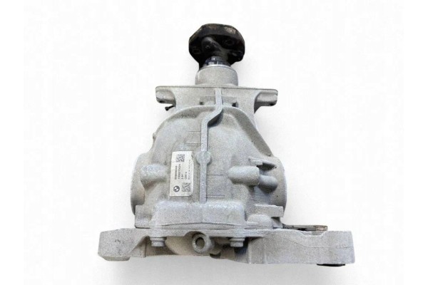 Rear reducer BMW 1906270024 4 4L gasoline 390kW 2020