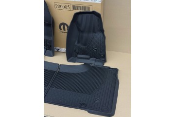 RUBBER MATS DODGE RAM 1500 LIMITED 2019 2026 CREW CAB NEW ORYG Packaging status original