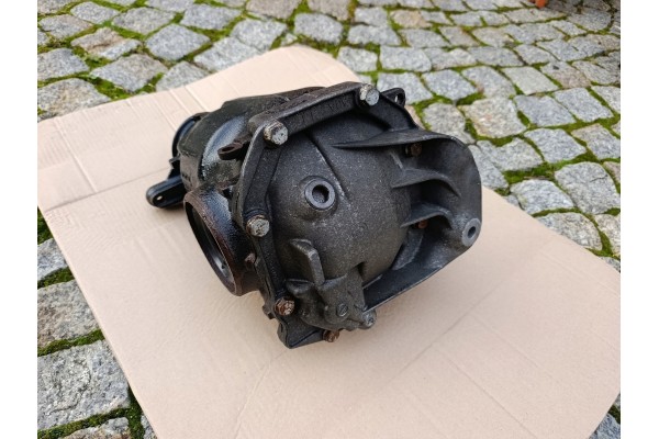 BMW X5 E70 x6 e71 DIFFERENTIAL REAR BRIDGE 3 0 D 7553946 7441588 Catalog number of the part BMW X5 E70 x6 e71 DYFERENCJA dyfer M