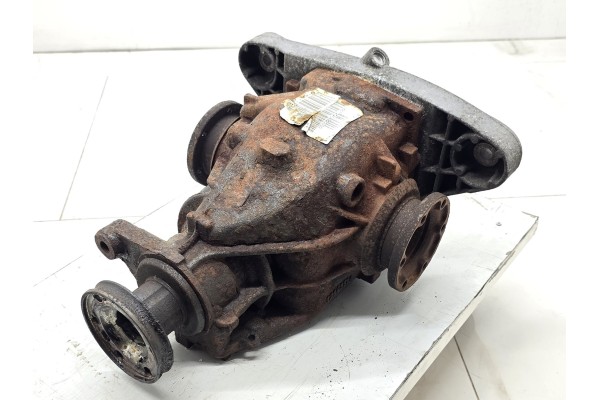Complete differential BMW 5 E39 3310 7502392 3 07 Catalog number of the part 33107502392