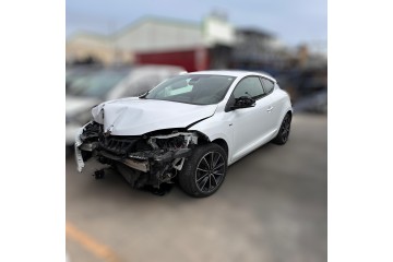 RENAULT MEGANE III COUPE Dynamique