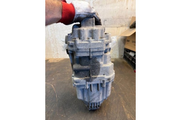 Rear differential Honda CR V III RE 2006 2012 41010 R09 000 41011 R09 A00 Catalog number of the original 41010 R09 000 41011 R09