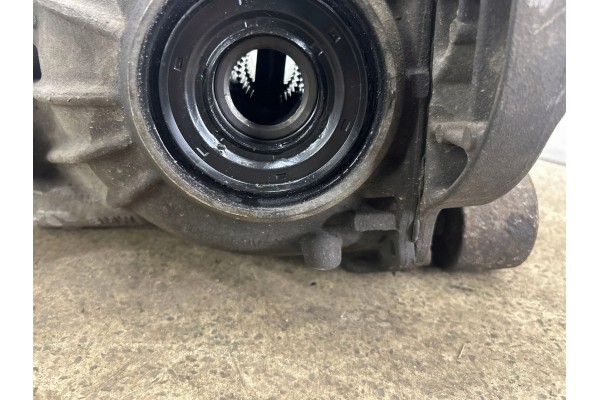 Diferencial trasero BMW Serie 6 F12 F13 7630828