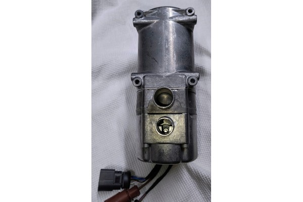 Audi Hydronic II eberspacher D5S F 4H0 Catalog number of the part 4H0265105J 4H0265105H
