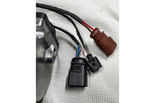 Audi Hydronic II eberspacher D5S F 4H0 Quality of parts according to GVO Q original with factory logo OEM OES