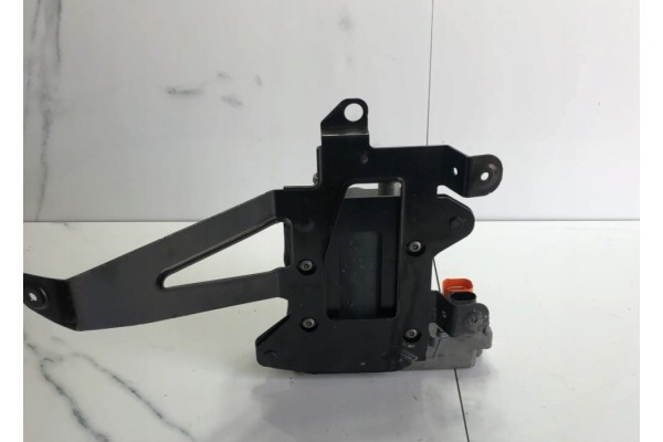 HEAT EXCHANGER WEBASTO VW GOLF 7 5QE819013Q 5QE819067A POST TEST Quality of parts according to GVO O original with manufacturer 