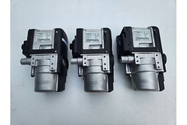 Webasto Thermo Top V Ford S max Mondeo Volvo XC60 V60 XC70 6G9N 18K463 BT Product weight with unit packaging 5 kg