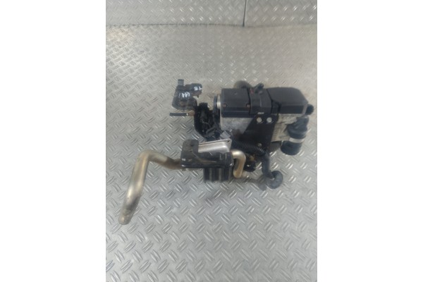 VOLKSWAGEN T5 05 WEBASTO PARKING HEATER 2 5 000002031232 Car type cargo vans passenger cars