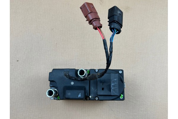 2019 Porsche Macan 95B Parking heater Webasto 95B265081R Part manufacturer Porsche OE