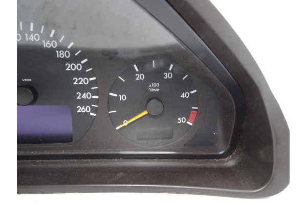 A2105405248 CUADRO INSTRUMENTOS MERCEDES-BENZ CLASE E (BM 210) BERLINA