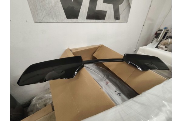Spoiler deportivo para puertas dobles traseras Ford Transit Custom neg