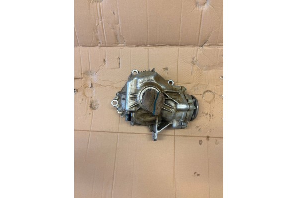 Front differential Mercedes Benz GLC C253 A2213308201 Car type passenger cars