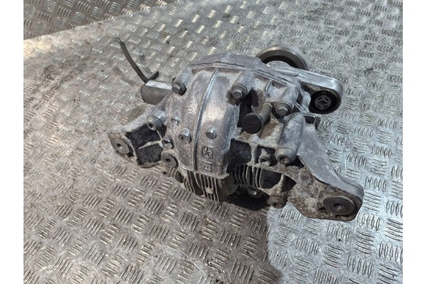 REAR DIFFERENTIAL BRIDGE 3 45 JEEP GRAND CHEROKEE 10 21 P68184737AB Installation side rear