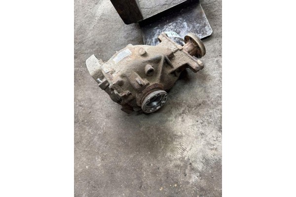 Rear reducer BMW X5 E53 1428651 3 0L diesel 135kW 2003