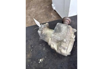 Front reducer VOLVO XC90 I 30700018 2 4L diesel 136kW 2007