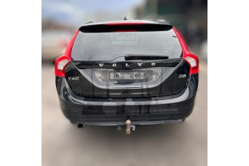 VOLVO V60 FAMILIAR Summum