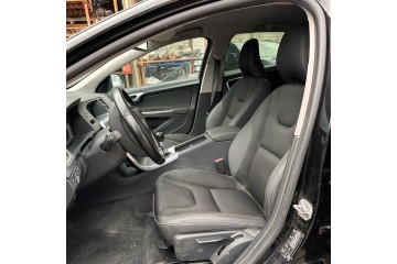 VOLVO V60 FAMILIAR Summum