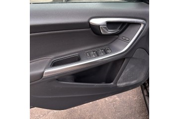 VOLVO V60 FAMILIAR Summum