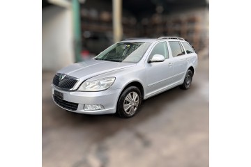 SKODA OCTAVIA COMBI (1Z5) Ambition
