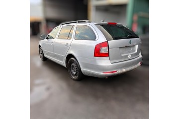 SKODA OCTAVIA COMBI (1Z5) Ambition