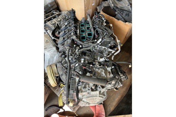 Engine Chrysler 3 6L Pentastar V6 DAMAGED ON PARTS