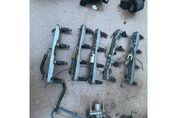 HONDA CIVIC ufo VIII__ 1 8 I VTEC INJECTION RAIL___06 11r Catalog number of the part HONDA CIVIC ufo VIII__ 1 8 I VTEC LISTWA WT