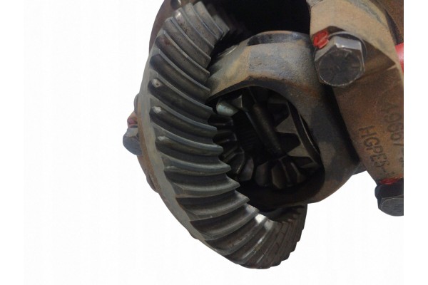 2013 Toyota Hilux AN10 AN20 AN30 Rear differential 49667901 Car type 4x4 SUV