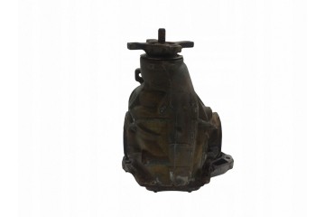 2012 Mercedes Benz CLS C218 X218 Rear differential A2043510508 Installation side multipurpose