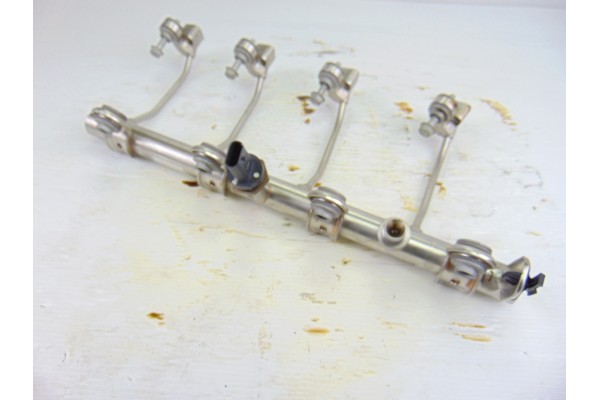 12672583  RAMPA INYECTORA OPEL ASTRA K BERLINA 5P Dynamic 2018 12672583 192346 OPEL - 1