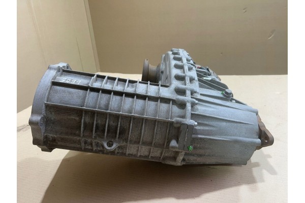 2010 Porsche Cayenne 9PA Front differential NA Part manufacturer Porsche OE