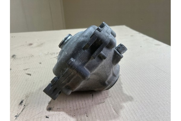 2011 BMW X1 E84 Front differential 7601767 Part manufacturer BMW OE