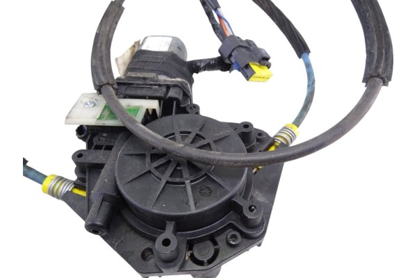  ELEVALUNAS DELANTERO DERECHO ALFA ROMEO GT (125) 2.0 JTS 16V Progression 2004 212350 ALFA ROMEO - 2