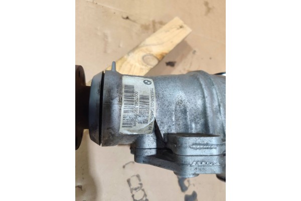 2007 BMW 5 E60 E61 Front differential 756332603 Installation side front