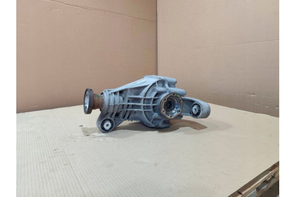 2008 Porsche Cayenne 9PA Rear differential 95533201021 Part manufacturer Porsche OE