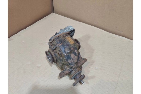 2013 BMW X1 E84 Rear differential 33107615390 Catalog number of the part 33107615390