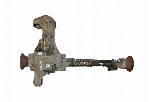 2012 Volkswagen Touareg II Front differential A460310088