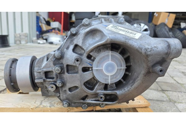 REAR DIFFERENTIAL REAR MASERATI GHIBLI QUATTROPORTE 6490014190 670039125 Car type passenger cars