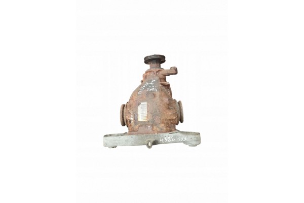 1997 BMW 5 E39 Rear differential 1428496