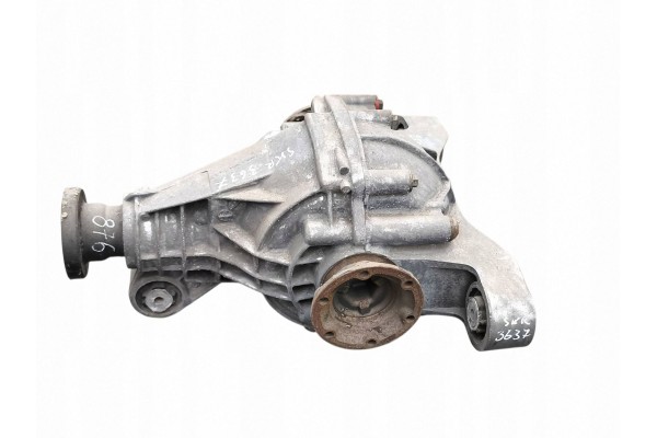 2005 Porsche Cayenne 9PA Rear differential 4460310017 Part manufacturer Porsche OE