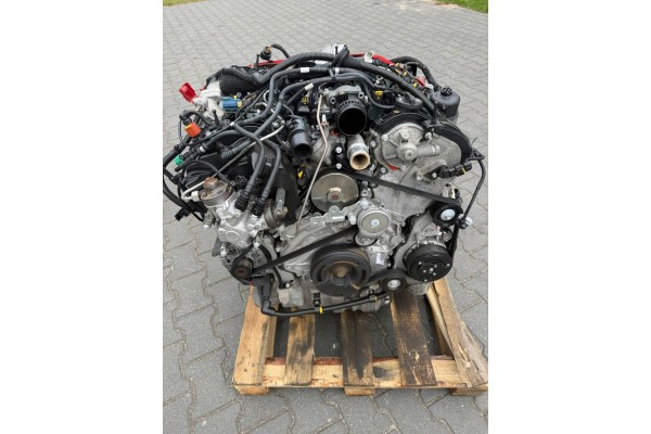 Maserati levante kompletny Silnik 3 0 D M156