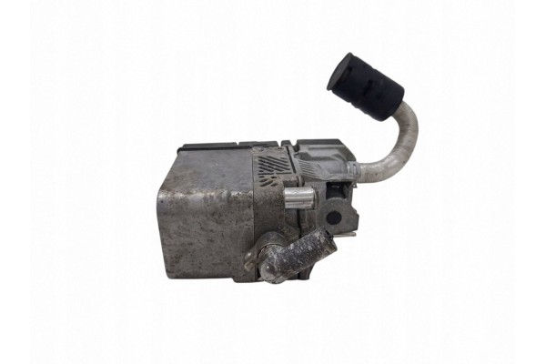 2006 Audi A8 S8 D3 4E Parking heater Webasto 4E0265081K Catalog number of the original 4E0910105A