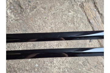 SIDE STRIP LOWER LEFT PIANO BLACK C HR NG 24 PW156 10200 CE TOYOTA OE Customs tariff code 87082990