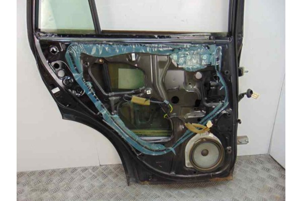 NEGRA PUERTA TRASERA IZQUIERDA TOYOTA RAV4 (A2) 2.0 D-4D Sol 4X4 (2003) 2004 NEGRA 188546 TOYOTA - 1