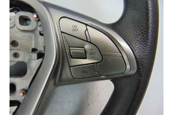  VOLANTE SSANGYONG TIVOLI Limited 4x2 2017 177958 SSANGYONG - 1