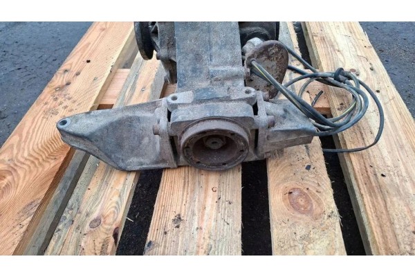 Rear reducer AUDI 80 89 89Q 8A B3 AEC 2 3L gasoline 98kW 1990 Catalog number of the original AEC