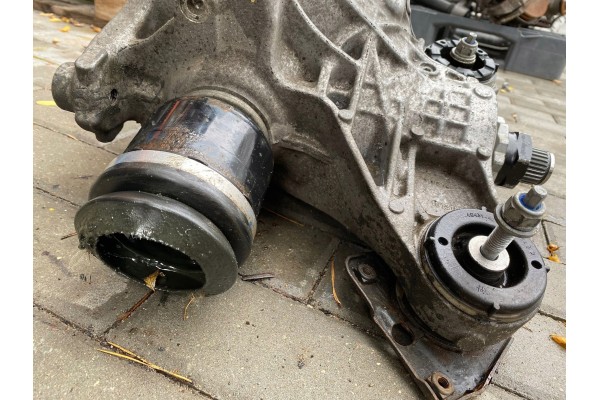 Rear differential DEFENDER L663 MPLA4A213BA RED 3 31 Installation side multipurpose