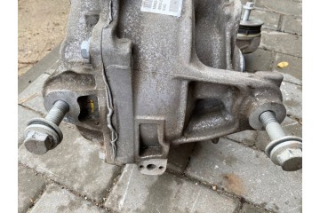 Rear differential DEFENDER L663 M8B24A213BA RED 4 10 Car type passenger cars