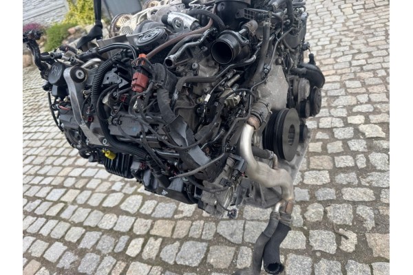 COMPLETE ENGINE AUDI RSQ8 LAMBORGHINI URUS BENTLEY BENTAYGA DHU Quality of parts according to GVO O original with manufacturer s