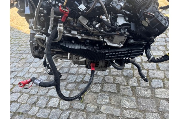 Engine Komple ASTON MARTIN VANTAGE 4 0 177950 V8 375kW 510HP ENGINE 177 950 Catalog number of the part Silnik Komple ASTON MARTI