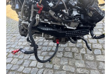 Engine Komple ASTON MARTIN VANTAGE 4 0 177950 V8 375kW 510HP ENGINE 177 950 Catalog number of the part Silnik Komple ASTON MARTI